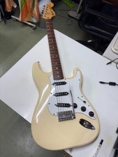 Guitarra elétrica Fender Japan Stratcaster ST72 VWH 2004-2006 branca usada comprar usado  Enviando para Brazil