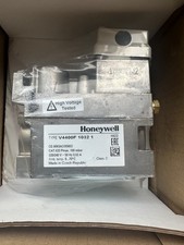 Honeywell v4400f 1032 d'occasion  Le Quesnoy