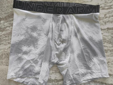 Armour men essential for sale  Leawood