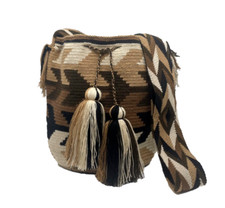 Bolsa Wayuu tecida à mão por membros da tribo indígena colombiana 1089 comprar usado  Enviando para Brazil