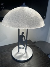 Abajur de mesa vintage autêntico logotipo NBA basquete prata metal! comprar usado  Enviando para Brazil