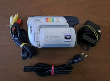 Canon md205 videocamera usato  Torino