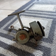 Ancien moulinet français d'occasion  Villemandeur