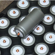 32700 batteria ricaricabile usato  Zandobbio