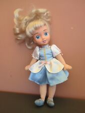 Disney cinderella doll d'occasion  Expédié en Belgium