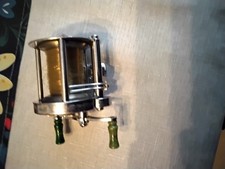 Vintage pflueger akon for sale Vintage pflueger akon for sale  TROWBRIDGE