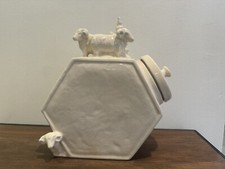 Usado, Anthropologie Cream  Alpine Cookie Jar Cottage Core Fairy Core Kitchen Christmas comprar usado Usado, Anthropologie Cream  Alpine Cookie Jar Cottage Core Fairy Core Kitchen Christmas comprar usado  Enviando para Brazil