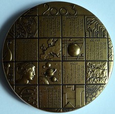 Medaille calendrier 2003 d'occasion  Argenteuil