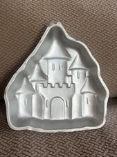 Wilton cake pan for sale  Leonard