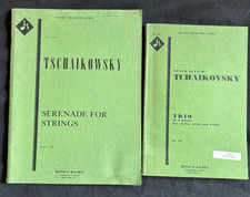 2 PARTITURAS DE ORQUESTA KALMUS TCHAIKOVSKY TRÍO EN MENOR ~ SERENATA PARA CUERDAS segunda mano  Embacar hacia Mexico