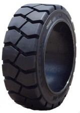Set 18x8x12.1 tire for sale  Levittown