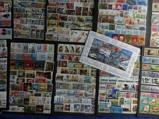 528 timbres neufs d'occasion  Guérande