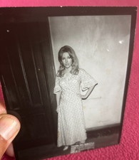 TRAJE estrela de Hollywood GUARDA-ROUPA foto de teste filme LAURA DEVON filme de papel de alecrim comprar usado  Enviando para Brazil