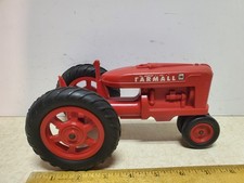 Brinquedo Vintage Produto Miniatura Anos 50 Trator Farmall Plástico Modelo M comprar usado  Enviando para Brazil