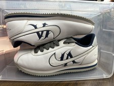 Tamanho 7 - Nike Cortez Basic Mr. Desenho animado, usado comprar usado Tamanho 7 - Nike Cortez Basic Mr. Desenho animado, usado comprar usado  Enviando para Brazil