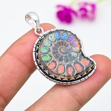 Natural rainbow ammonite d'occasion  Expédié en Belgium