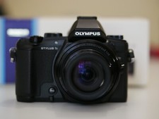 Olympus stylus danneggiata usato  Niscemi