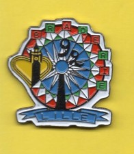 Pin lapel pin d'occasion  Lille-