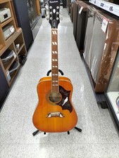 Chitarra acustica elettrica usato  Spedire a Italy