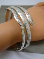 Pulseira vintage árabe original prata maciça serpente cobra enrolada escravo comprar usado  Enviando para Brazil