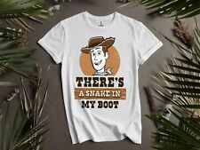 Camiseta unissex masculina feminina Disney Toy Story Woody Theres A K420 comprar usado  Enviando para Brazil