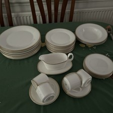 Royal doulton dinner for sale Royal doulton dinner for sale  BLACKBURN