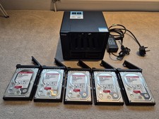 Qnap 932px nas for sale  HORSHAM