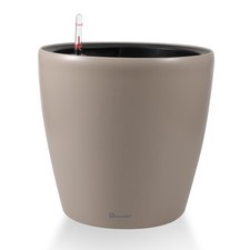 18x17 self watering for sale  Brentwood