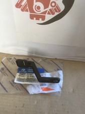 Staffa paraurti posteriore usato Staffa paraurti posteriore usato  Cavedine