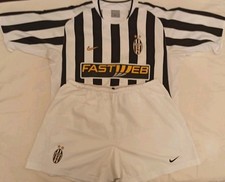 Completo maglia juventus usato Completo maglia juventus usato  Pescara