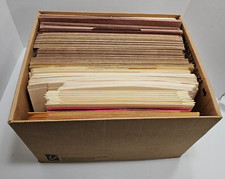 Usado, Lote de 208 materiais de escritório sortidos - pastas de arquivos, pastas de bolso, envelopes comprar usado  Enviando para Brazil