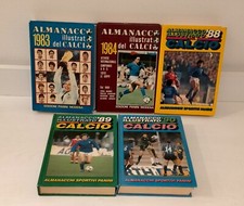 Almanacchi calcio 1983 usato  Milano