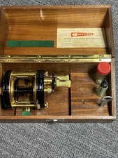 Carretel Abu Ambassadeur 5000 de Luxe isca feito na Suécia pé #8459 comprar usado Carretel Abu Ambassadeur 5000 de Luxe isca feito na Suécia pé #8459 comprar usado  Enviando para Brazil
