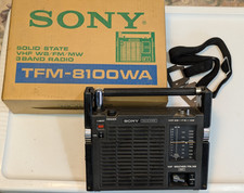 Rádio portátil Sony TFM-8100WA operado por bateria usado antigo testado funcionando comprar usado  Enviando para Brazil
