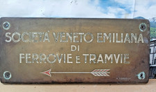 Targa ottone ferrovie usato  Gaggiano