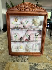 Armário/linho miniatura de vidro frontal para bonecas comprar usado  Enviando para Brazil