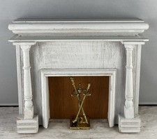 Manto de lareira branco miniatura para casa de bonecas com ferramentas de lareira, usado comprar usado  Enviando para Brazil