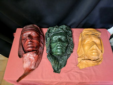 Lot masques décoratifs d'occasion Lot masques décoratifs d'occasion  Saint-Cyr-sur-Loire