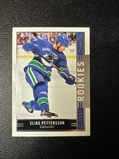 2018-19 Upper Deck O-Pee-Chee GLOSSY ROOKIES R-10 Elias Pettersson EX/NM comprar usado  Enviando para Brazil