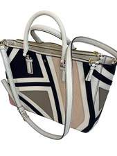 Tory burch compartment for sale  North Las Vegas