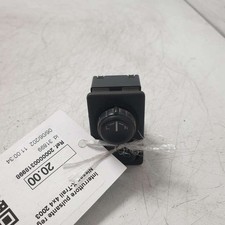 Interruttore pulsante regolazi usato Interruttore pulsante regolazi usato  Mineo