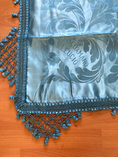 Tessuto pregiato damascato usato Tessuto pregiato damascato usato  Italia