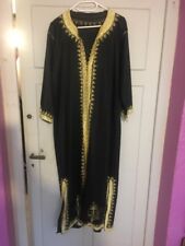 Ancienne robe longue d'occasion Ancienne robe longue d'occasion  Aix-les-Bains