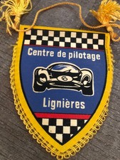 Ancien petit fanion d'occasion  Jujurieux