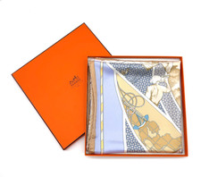 Auth hermes carré d'occasion  Expédié en Belgium