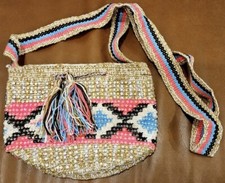 Bolsa colombiana 100% Wayuu tamanho pequeno tiracolo design balde viagem comprar usado  Enviando para Brazil