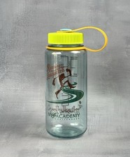 Garrafa Nalgene MINI 14 oz “Correndo com Sasquatch” IVY ACADEMY chattanooga Nova 0212 comprar usado  Enviando para Brazil