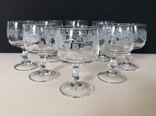 Lot verres digestif d'occasion  Avesnes-les-Aubert