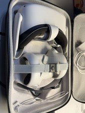 Oculus quest usato Oculus quest usato  Spedire a Italy