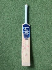 Used cricket station for sale  ILFORD